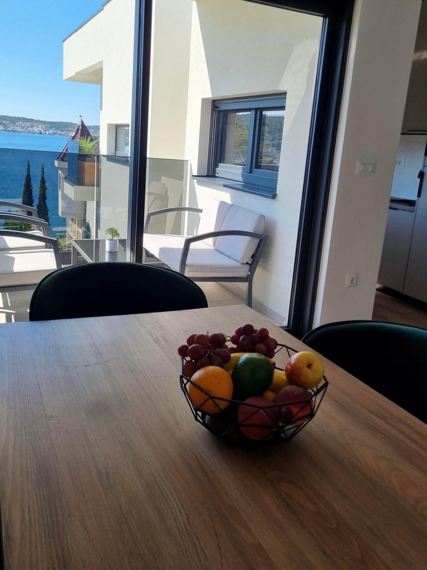 Luxvu Apartment Rogoznica  Bagian luar foto