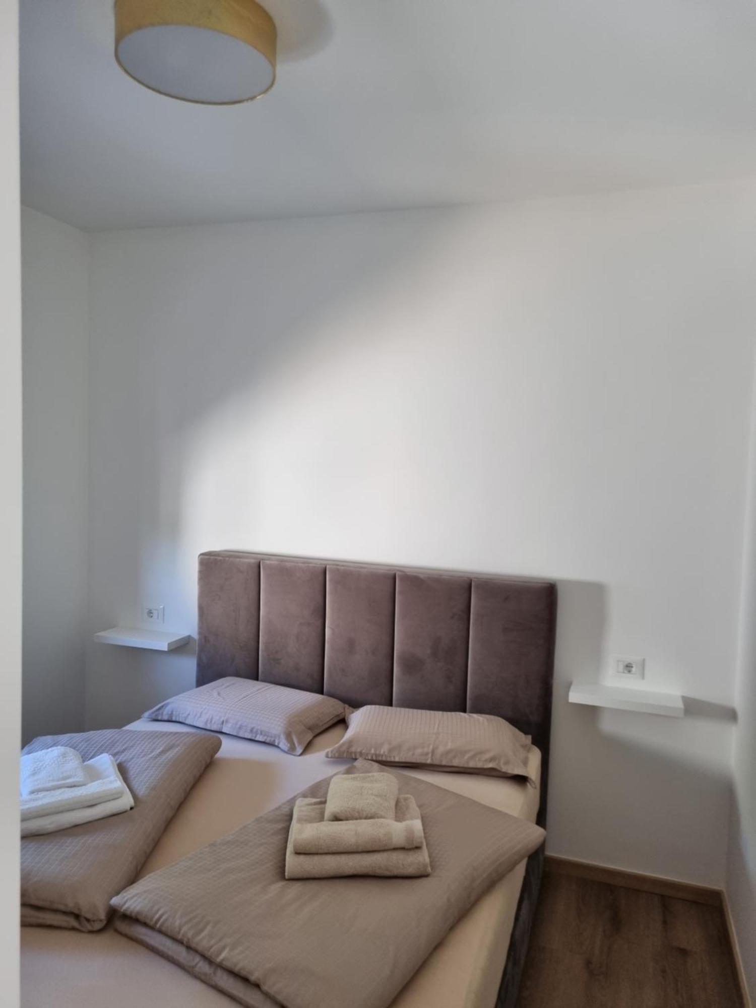 Luxvu Apartment Rogoznica  Bagian luar foto